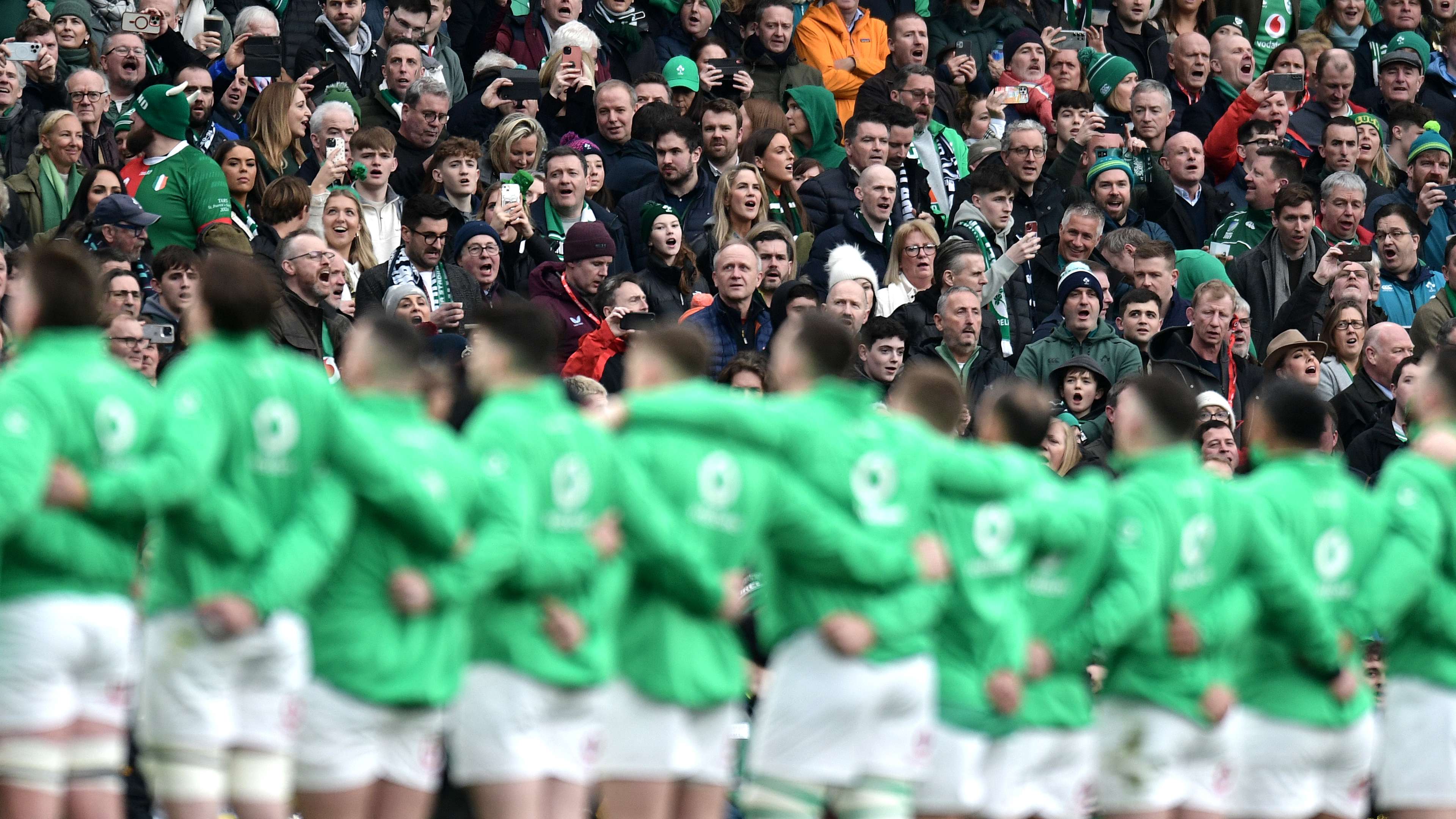 巴萨与马竞激战四平，阿尔瓦雷斯称赞两队表现出色_比赛_对手_最好的.