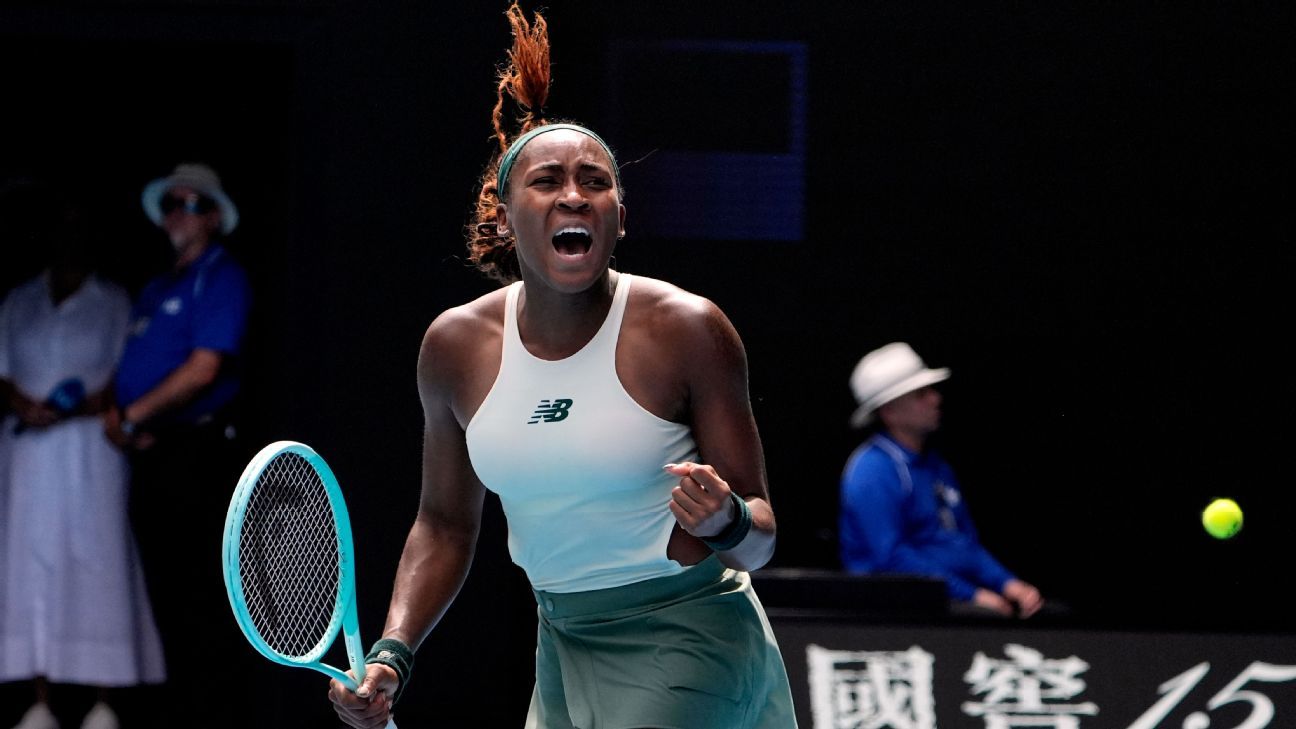 切尔西下赛季客场球衣泄露：主色调米白色，搭配红色和绿色条纹.